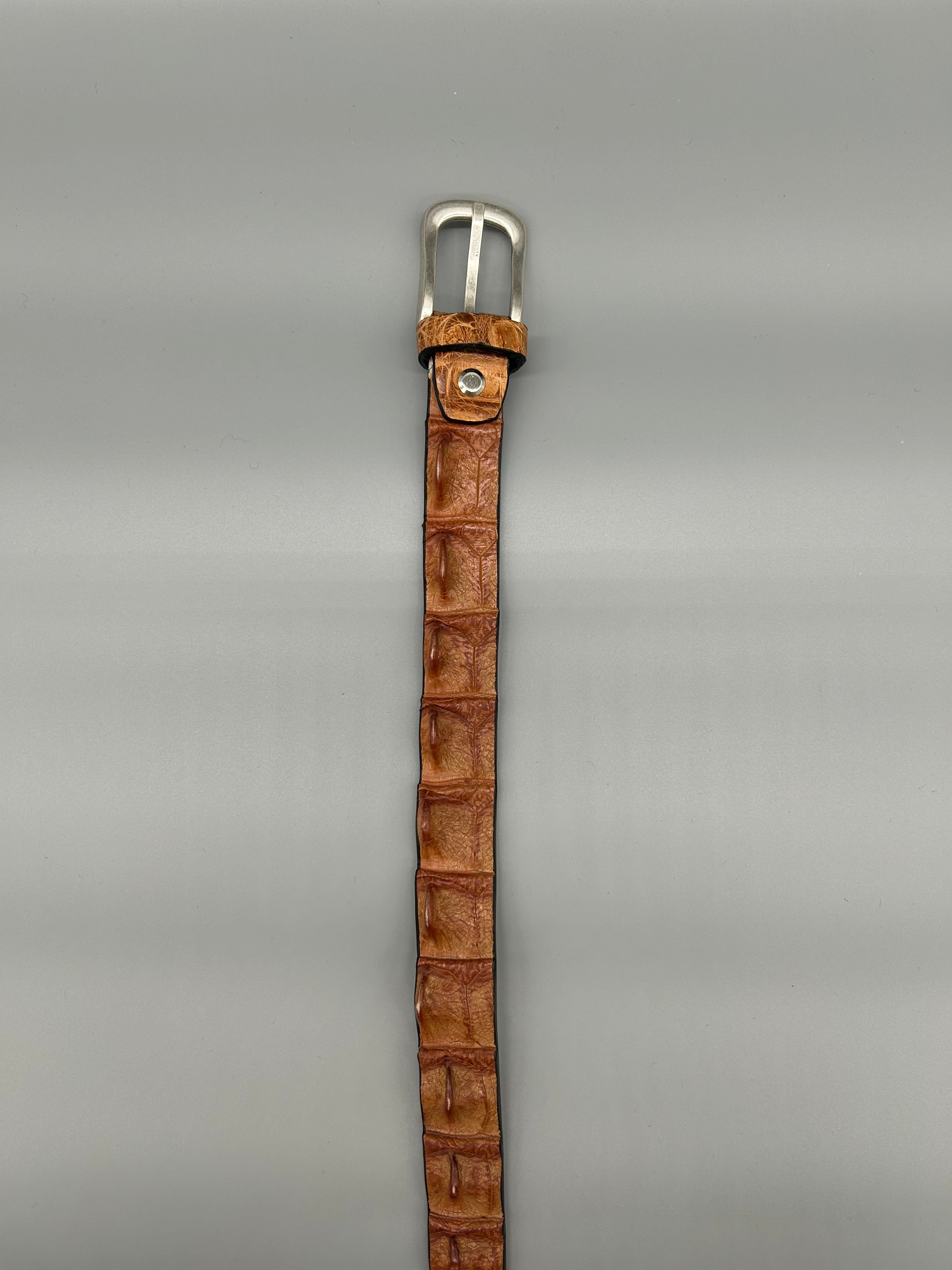 Cintura in pelle di dorso di coccodrillo