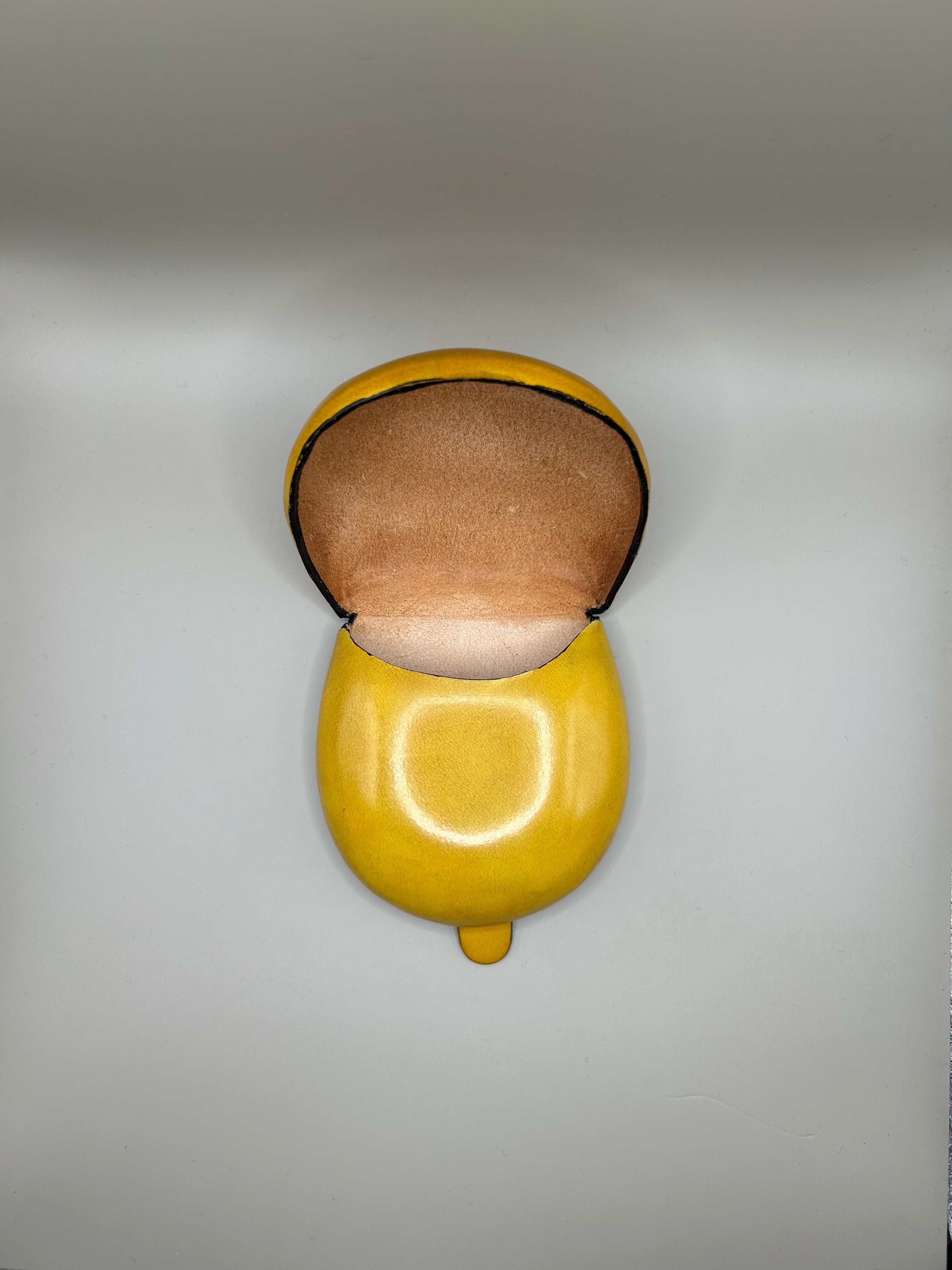 Portamonete in cuoio