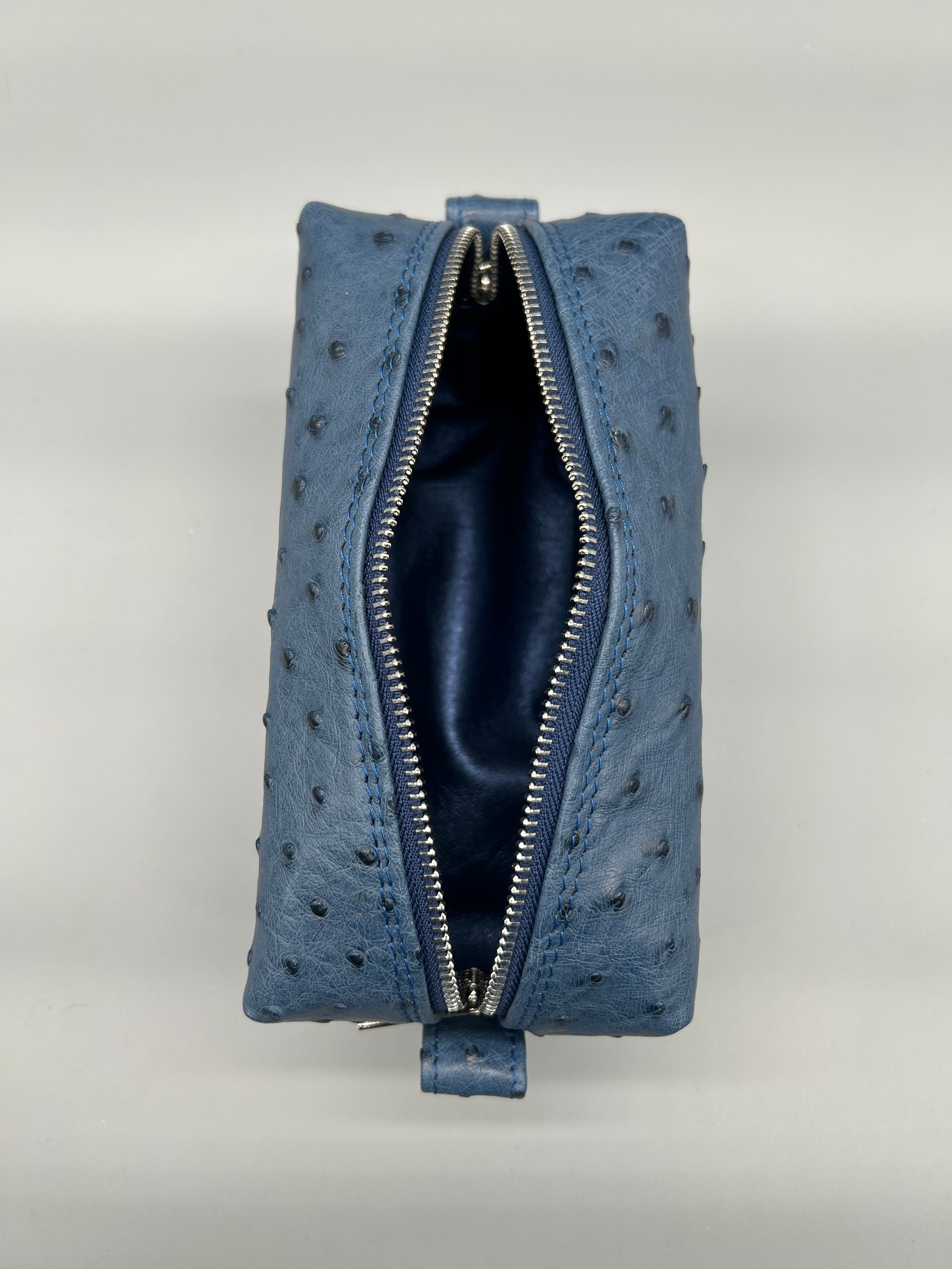 Beauty case in pelle di struzzo