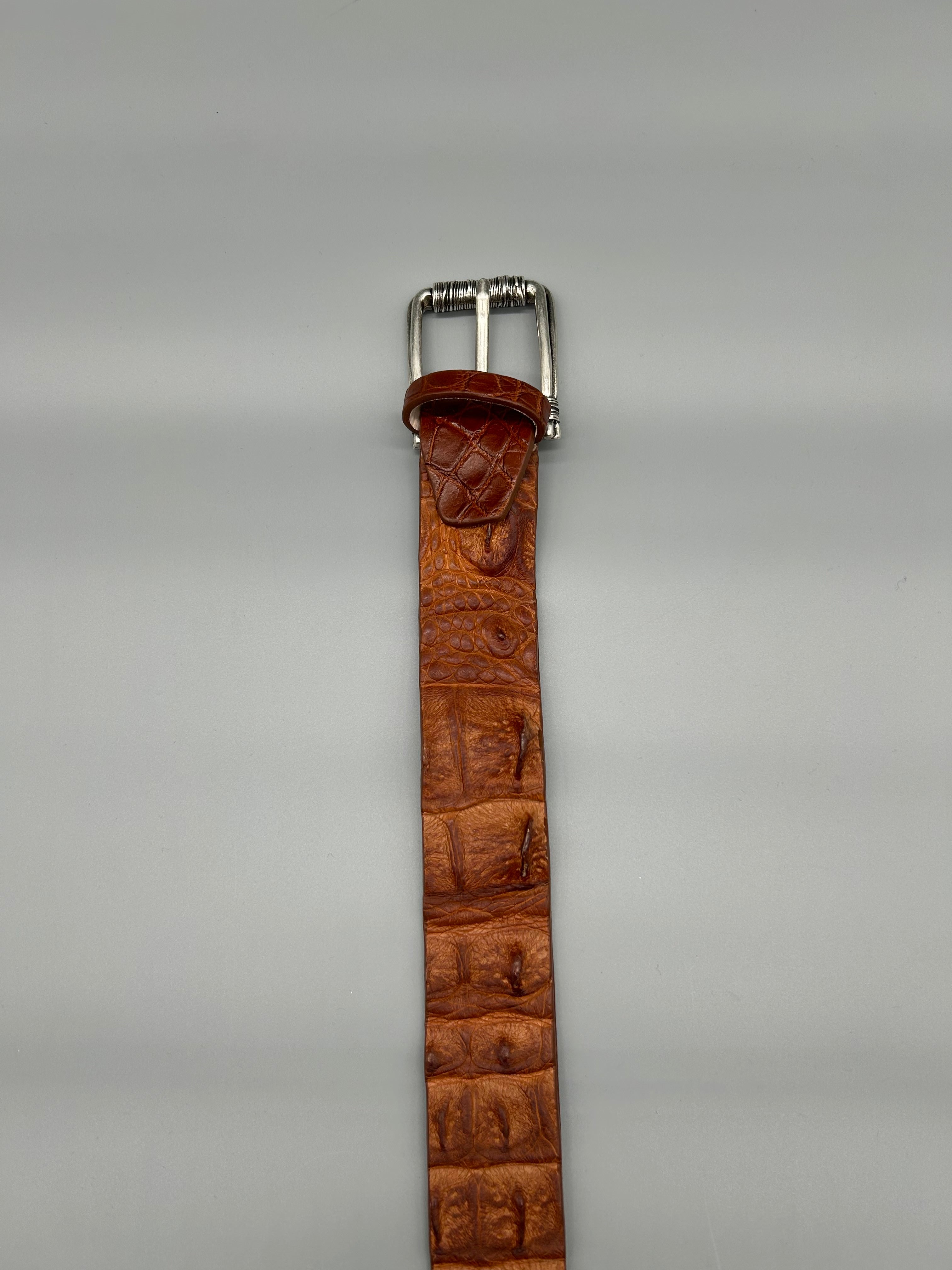 Cintura in pelle di dorso di coccodrillo