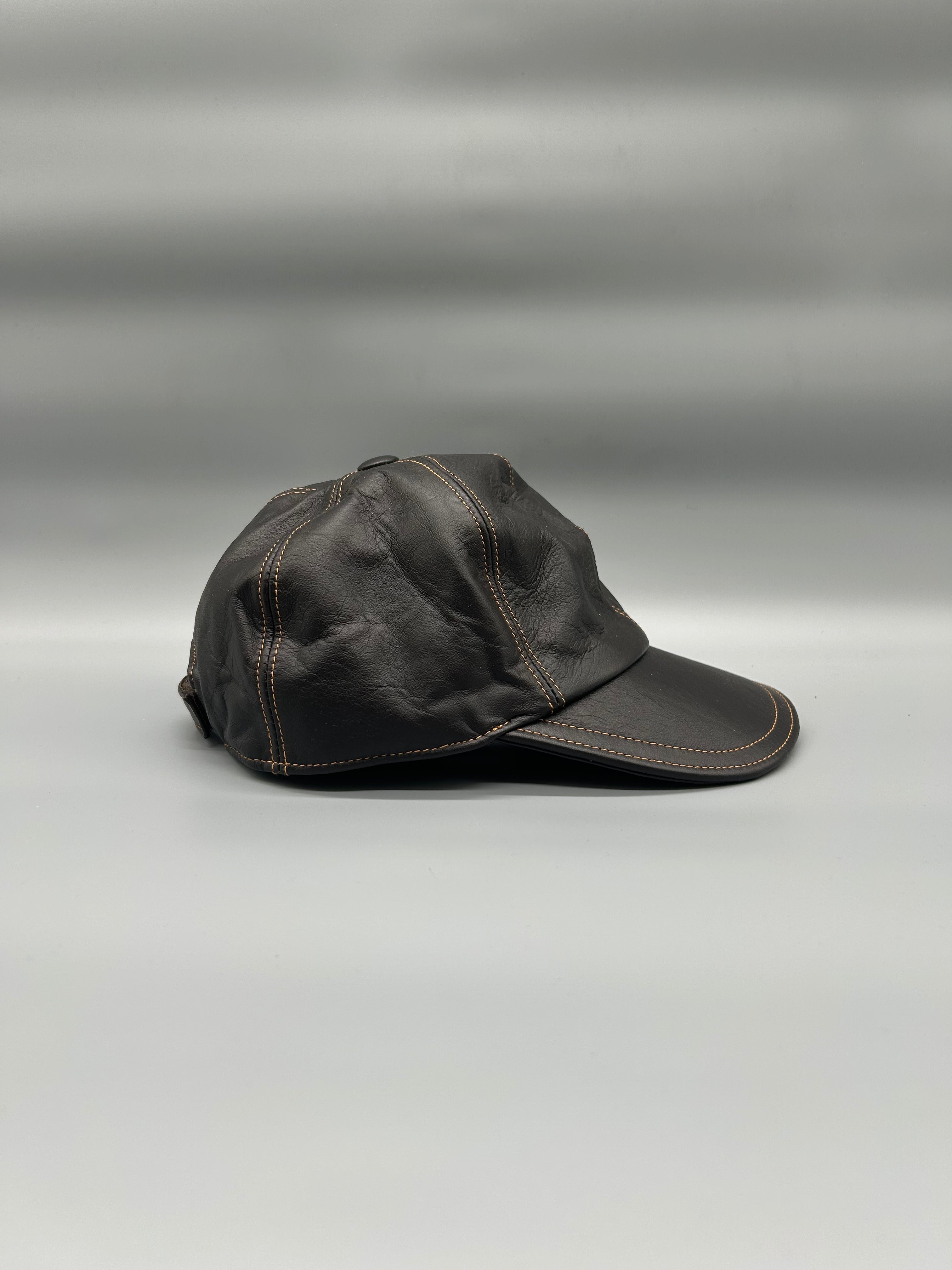 Cappellino con berretto in nappa
