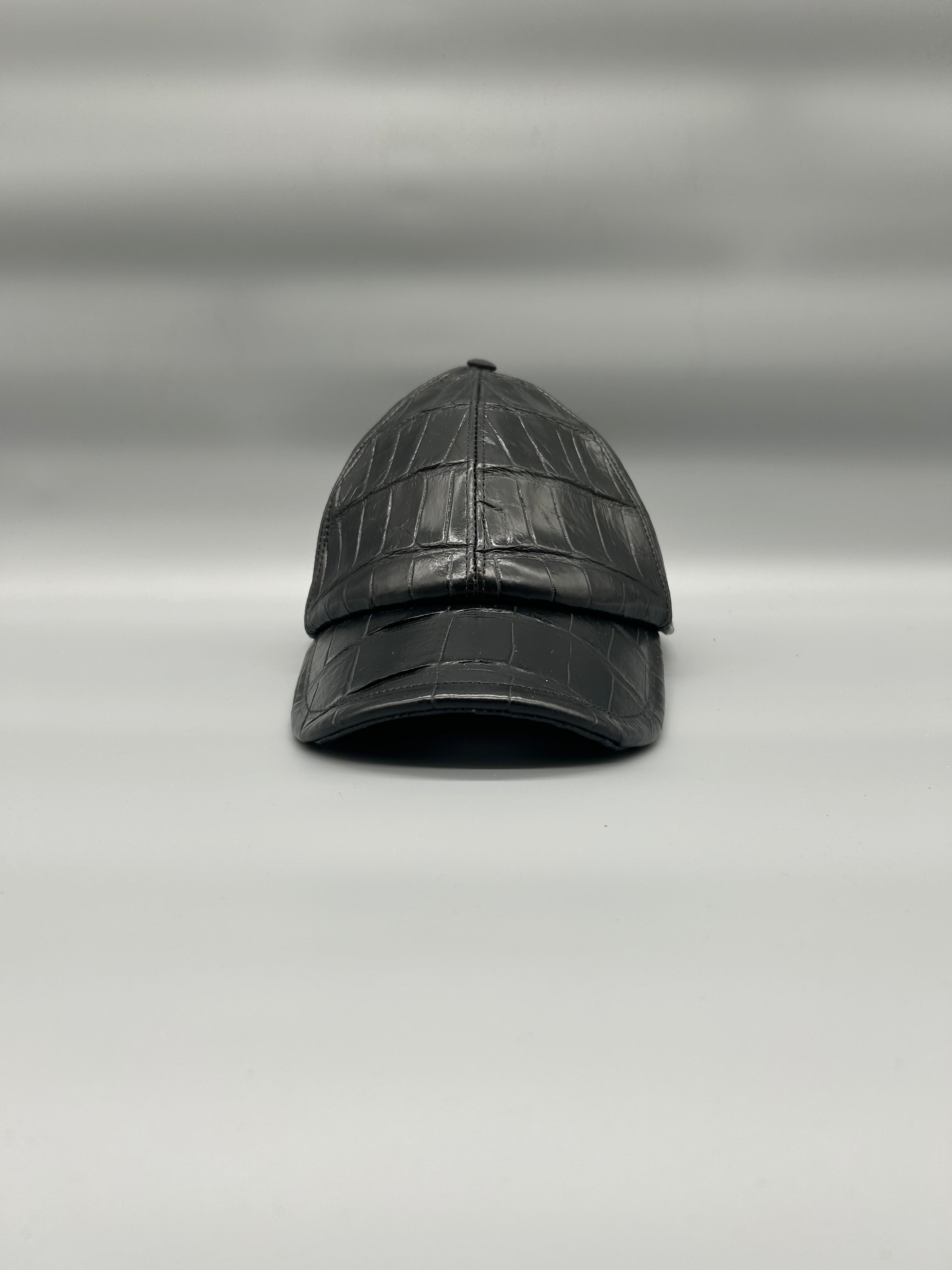 Cappellino con berretto in pelle di coccodrillo fatto a mano taglia unica regolabile nero